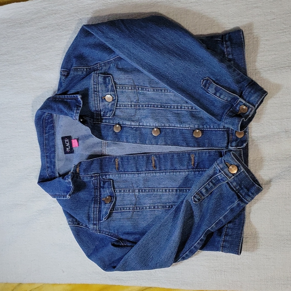 ADORABLE Children's Place Girls Denim Jacket w hearts on buttons ❤️ Size L